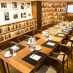 Ambassade Отель 4*