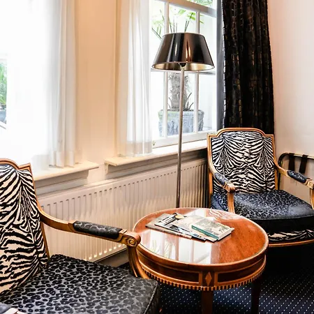 Hotel Ambassade 4*