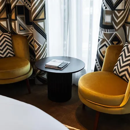 Hotel Ambassade