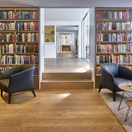 Ambassade Amsterdam
