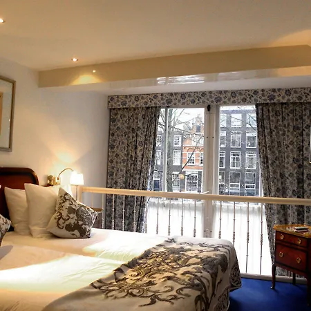 Ambassade Hotel